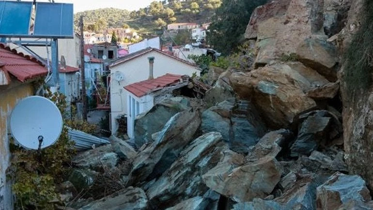 Λέσβος-Πλωμάρι: Νέες κατολισθήσεις εξαιτίας των βροχοπτώσεων